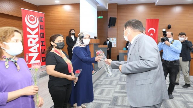 Burdurda “En iyi narkotik polisi anne” projesi tanıtıldı