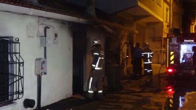 Bursada müstakil evde yangın
