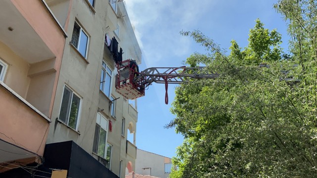Bursada yangında can pazarı... 2 kadın kurtarıldı