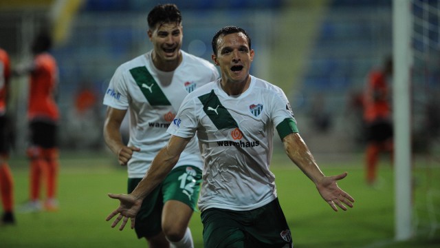 Bursasporun efsane ismi Batalla, Mustafa Erin ekibine dahil oldu