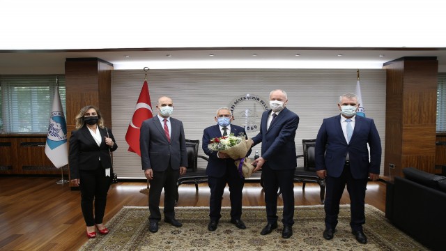 Büyükkılıç, Tapu ve Kadastro Teşkilatının 174. yıldönümünü kutladı