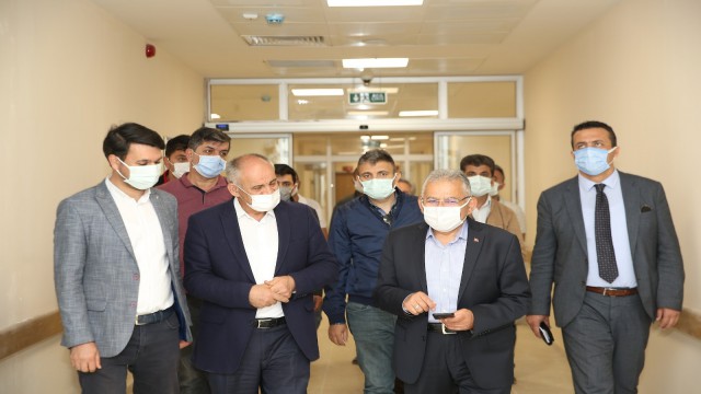 Büyükkılıç Yahyalı Devlet Hastanesinde incelemelerde bulundu