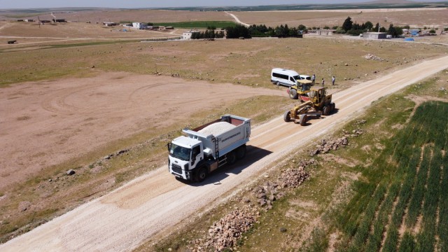 Büyükşehir, kırsalda çalışmalarını sürdürüyor