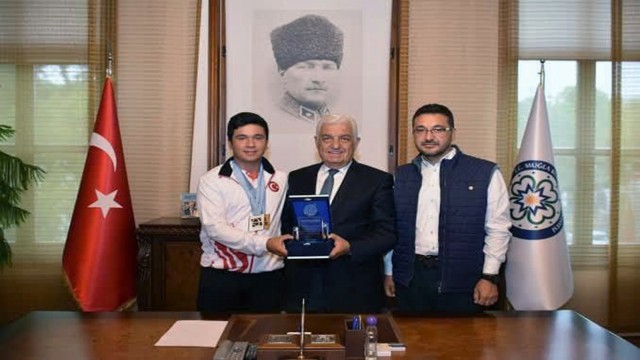 Büyükşehir Okçusu Emircan Türkiyenin gururu oldu