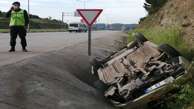 Çanda trafik kazası : 3 yaralı