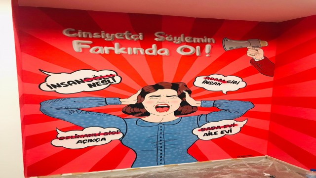 Cinsiyetçi söyleme inat farkında ol