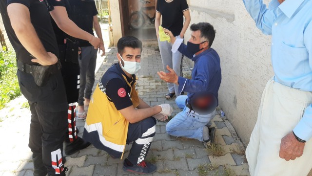 Çocuklar ses yapıyor kavgası kanlı bitti: 2 yaralı