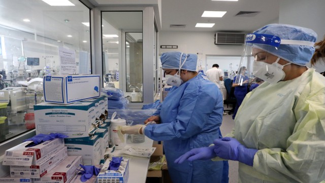 Covid-19un Hindistan ve Güney Afrika mutasyonları GKRYde görüldü