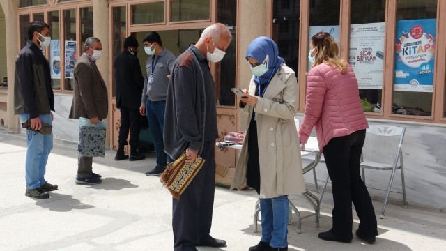 Cuma namazında aşıya davet