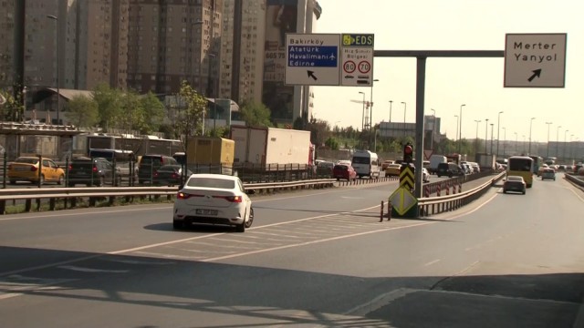 D -100 Karayolunda tehlikeli anlar