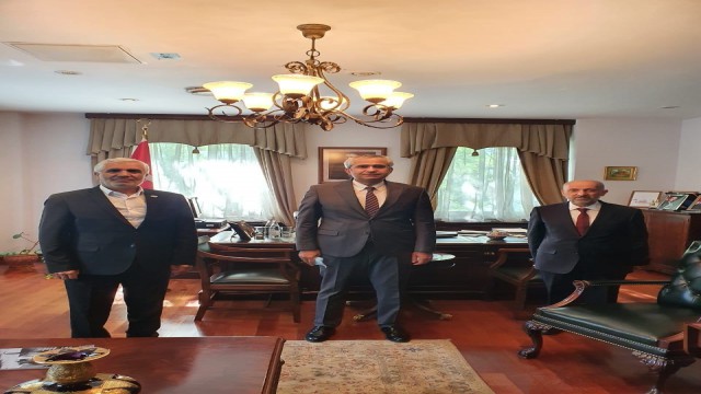 DATÜBden Almatı Başkonsolosu Akıncı ile bir araya geldi