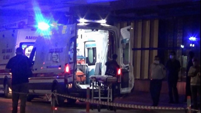 DEAŞın hücre evine düzenlenen operasyonda yaralanan 2 kişi Türkiyeye getirildi