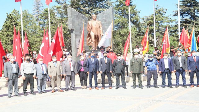 Develide gençlik yürüyüşü