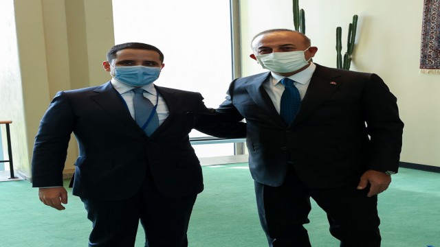 Dışişleri Bakanı Çavuşoğlu, Kuveyt Dışişleri Bakanı El-Sabah ile görüştü