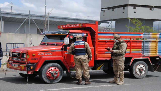 Diyadinde tam kapanma denetimi gerçekleştirildi