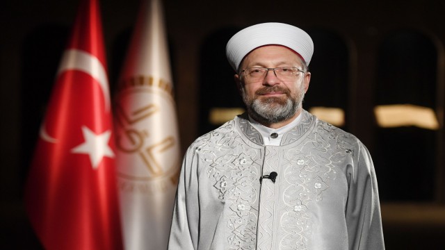 Diyanet İşleri Başkanı Erbaşın Kadir Gecesi mesajı