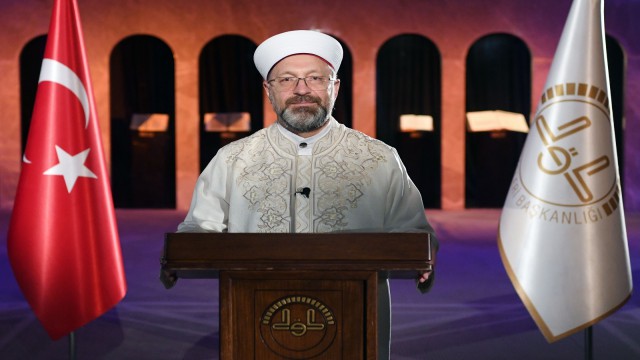 Diyanet İşleri Başkanı Erbaştan Ramazan Bayramı mesajı