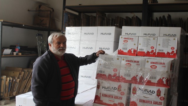 Diyarbakırda bin 100 aileye yardım kolisi