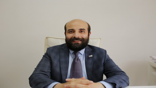 Doç. Dr. Kırık, Filistine destek veren paylaşımların sansürlenmesini Dijital Faşizm olarak nitelendirdi