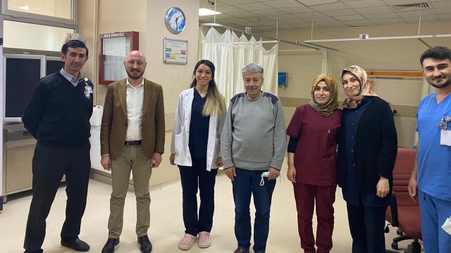 Dr. Erdem Günaydın sağlık çalışanlarını yalnız bırakmadı