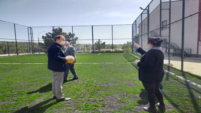 Dumlupınara halı saha