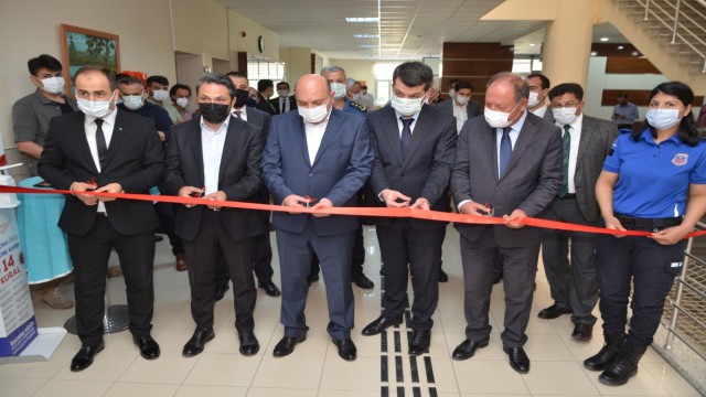 Ereğli Adliyesinde kitap bağışı kampanyası