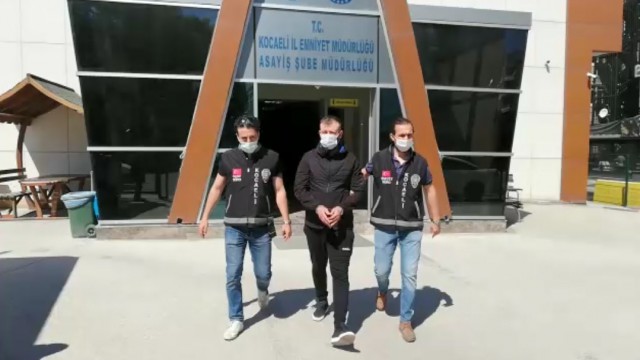 Eski eşini beyzbol sopası ile döven zanlı tutuklandı