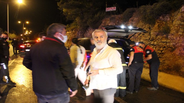 Eski Milletvekili Süleyman Bölünmez alev alev yanan araçtan canını zor kurtardı