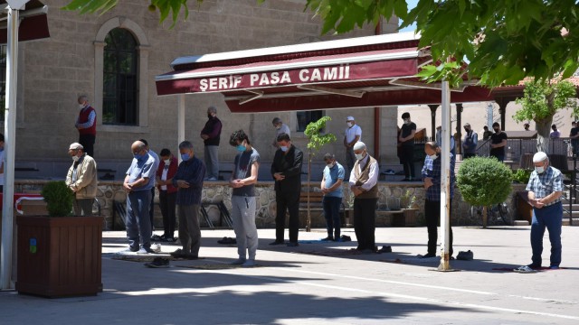 Filistinli Şehitler için gıyabi cenaze namazı kılındı