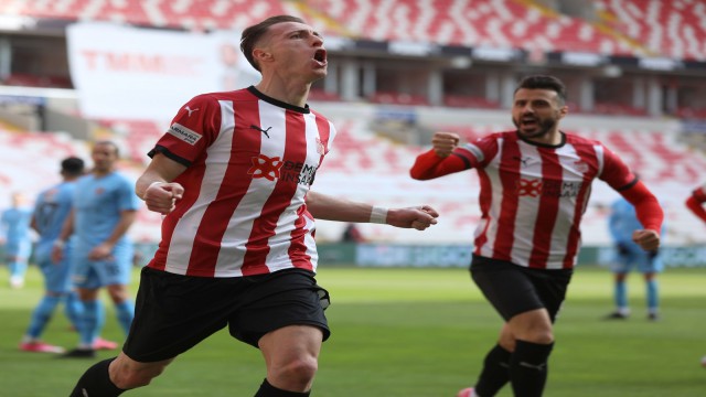 Gaziantep FKya 4 golün 3ü kaptan Hakandan