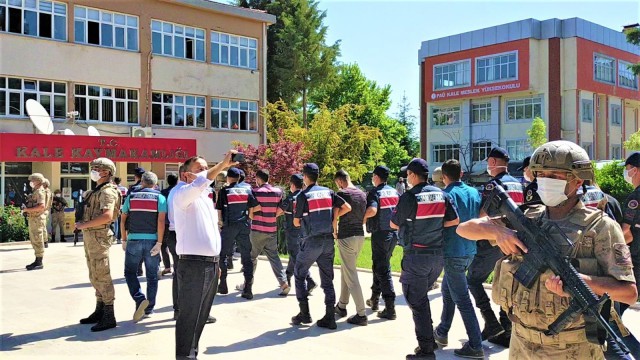 Gençleri zehirleyen 14 uyuşturucu tacirinin tamamı tutuklandı