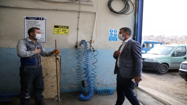 Gölbaşı Belediye Başkanı Şimşekten, işçilere 3 bin 300 TL promosyon desteği