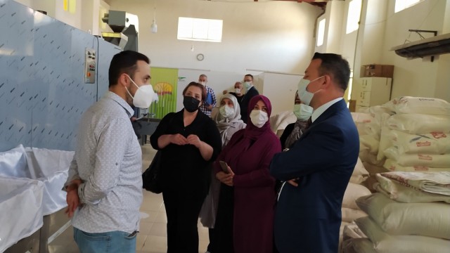 Güçlenen Kooperatifler Güçlü Kadınlar projesinde ilk makine teslimi Sungurluda yapıldı