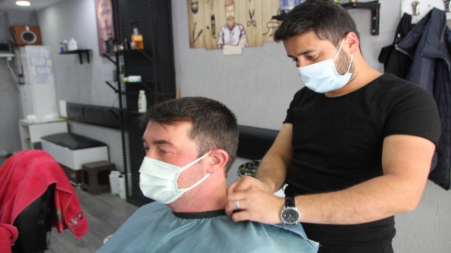 Günler sonra Besmele ile iş yerlerini açtılar