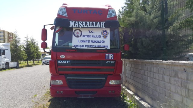 Haciz ve yakalamalı araçlardan çenç yapılan 2 çekici yakalandı