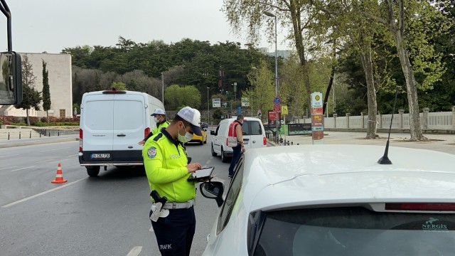 Haftanın ilk gününde Dolmabahçede yoğun denetim