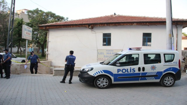 Hamam işletmecisi hamamda ölü bulundu