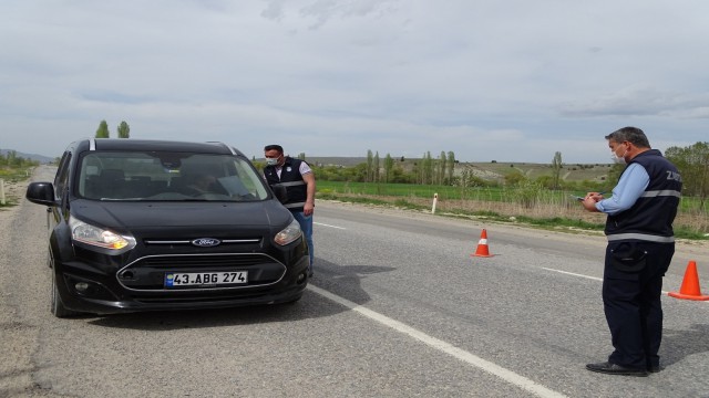 Hisarcıkta kısıtlamaya zabıta desteği