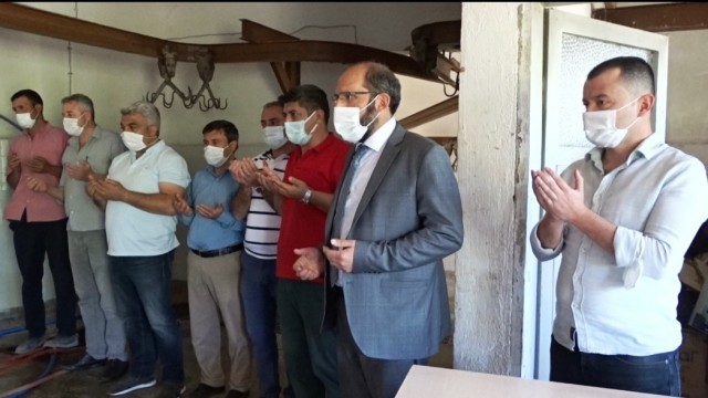 Hisarcıkta şükür duası için 11 kurban kesildi