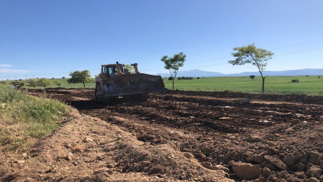 Hüyükte grup yolunda çalışmalar sürüyor