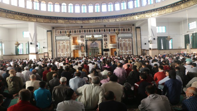 İdlibdeki Suriyeli çocukların bayram coşkusu