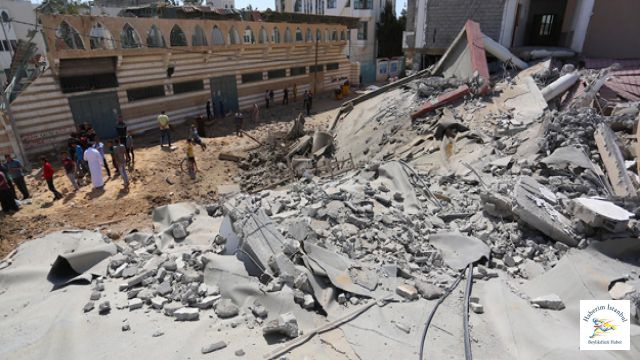 İsrail, Gazze'deki Al-Salah İslam Derneğini hedef aldı