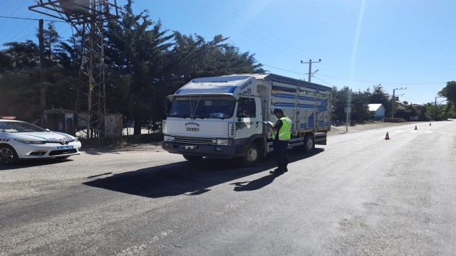 Jandarmadan 125 sürücüye 65 bin 413 TL ceza