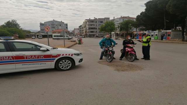 Jandarmadan bin 606 motosiklet ve traktöre denetleme