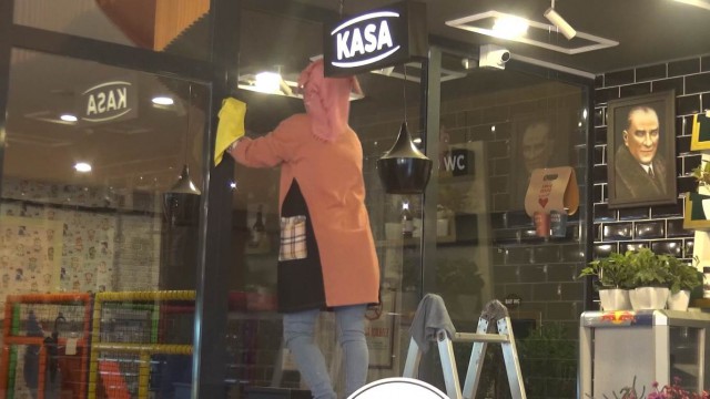 Kafe ve restoranlarda 1 Haziran hazırlıkları başladı