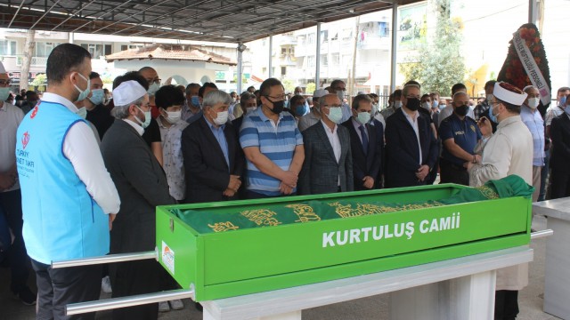 Kalbine yenik düşen müftü son yolculuğuna uğurlandı
