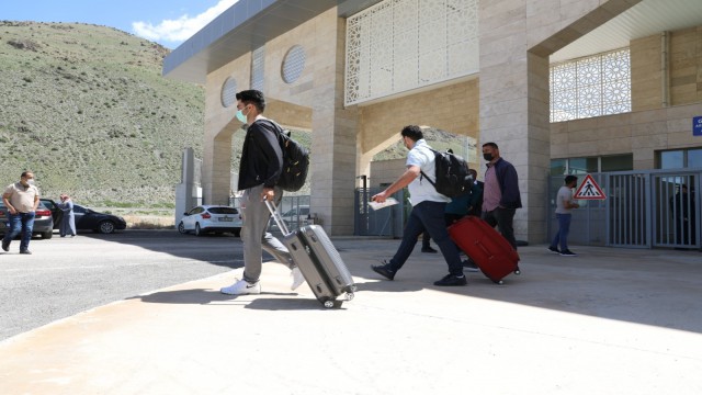 Kapıköy Gümrük Kapısının açılması heyecanlandırdı