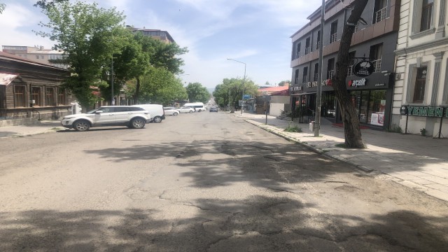 Karsta caddelerde kısıtlama sessizliği