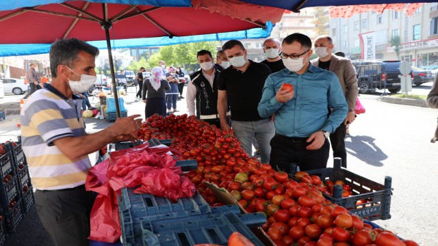 Kaymakam Koç pazar yerlerini denetledi