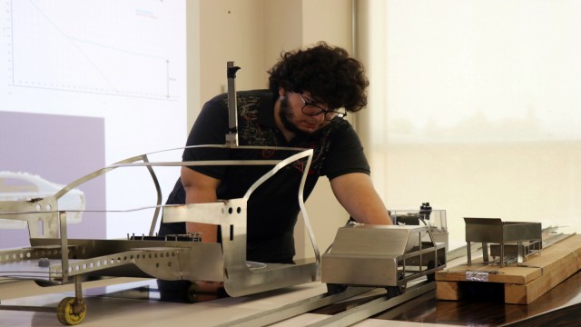 Kazalarda faciayı önleyecek projesiyle dünyaya adını duyurdu